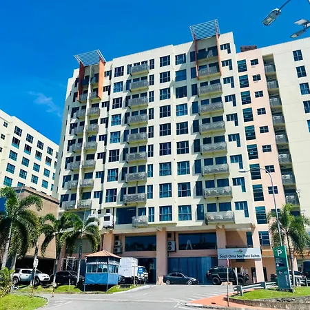 Royal Crown Scsp 1059 Kk Cbd Near Imago Apartment Kota Kinabalu Exterior photo