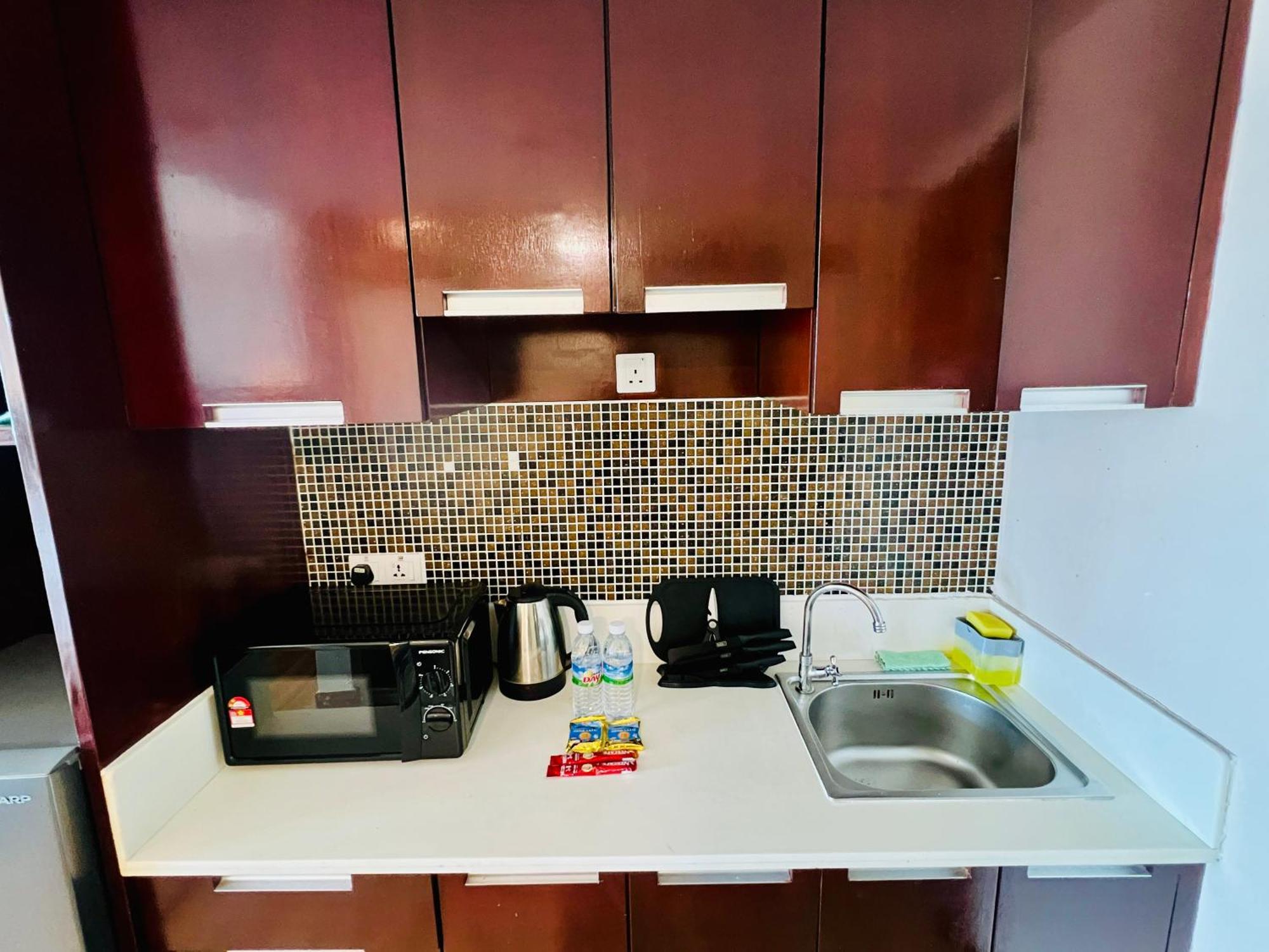 Royal Crown Scsp 1059 Kk Cbd Near Imago Apartment Kota Kinabalu